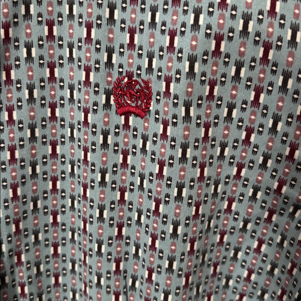 Women’s Cinch Multi-Color Patterned Button Down S… - image 3